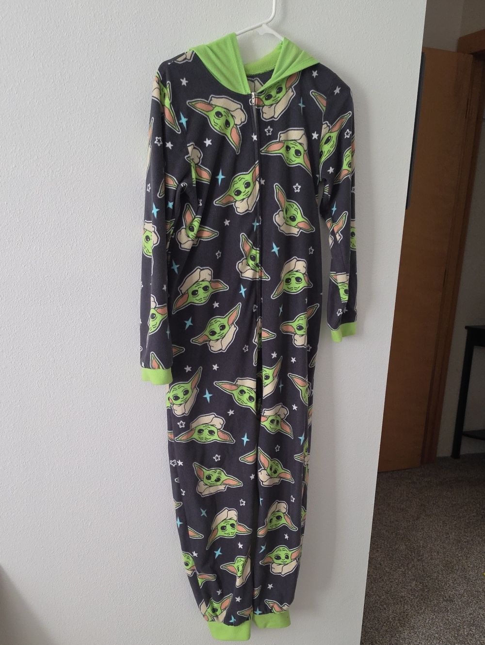 Kids Black and Green Star Baby Face Hooded Onesie Pajamas